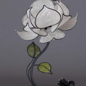 White Lotus Flower with stem, Flower Lamp, Flower Lights, Fairy Lights, Paper Lamp, Green Lamp, Table Lamp, Desk Lamp,Bedside Lamp