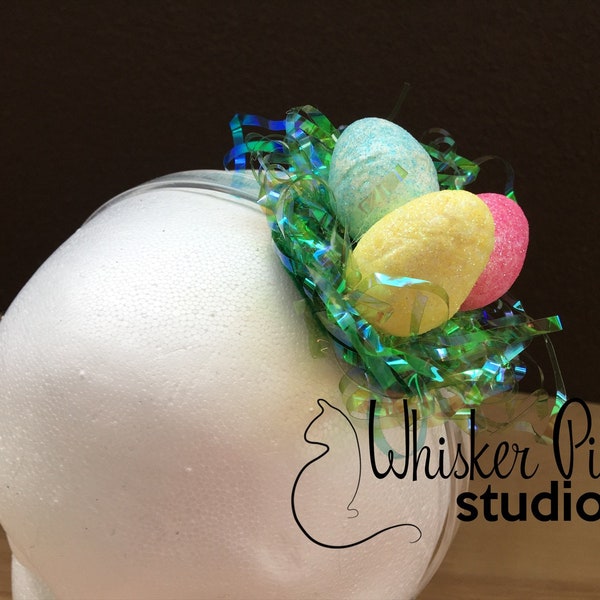 Easter Egg Fascinator / Easter Egg Headband / Easter Egg Headband / Easter Egg Headpiece / Fun Easter Headpiece / Easter Grass Egg Crown