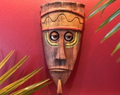 Singing Tiki Mask: Animated Wall Decor with Wireless Remote