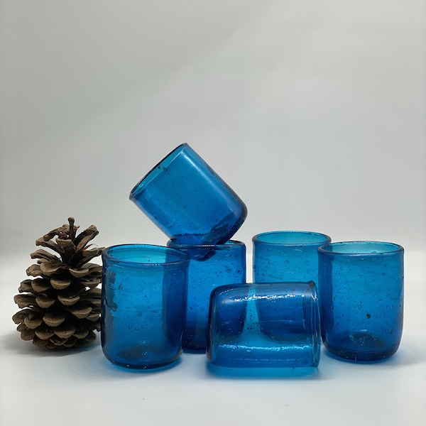 Maison Zoe 6-teiliges 2cl Shots-Set aus Recycling-Glas - Durchmesser ≈ 4cm - Höhe ≈ 5cm - 100% Handmade - Pinnchen-/Schnappsgläser