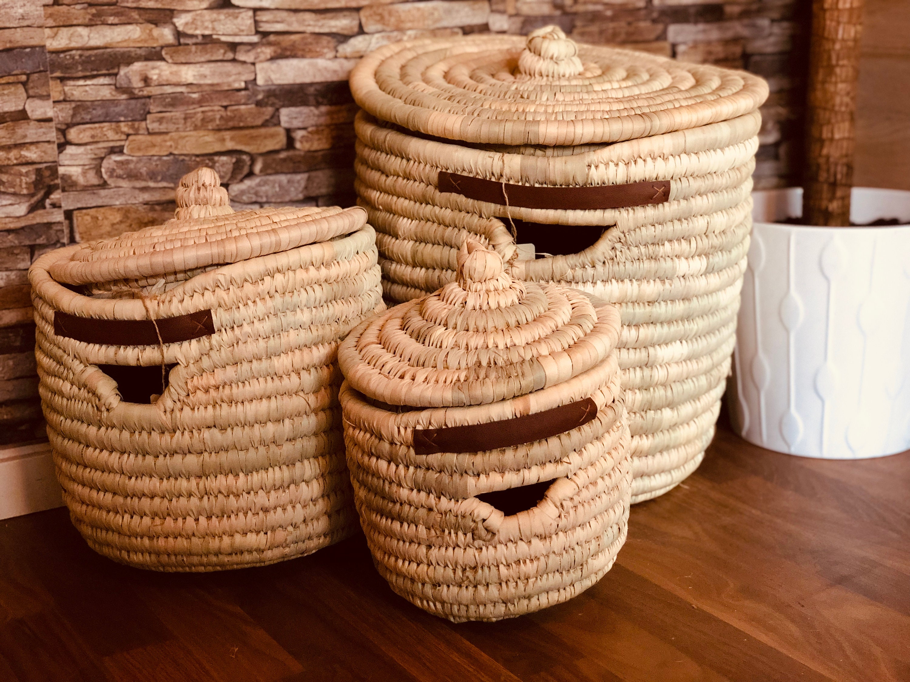 Wäschekorb geflochten 3er Set Palmkorb rund mit Deckel | Etsy