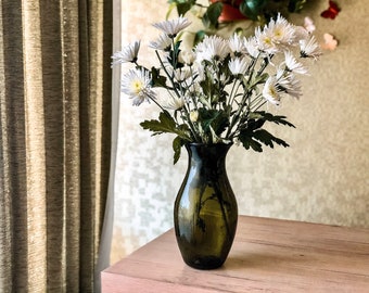 Maison Zoe Belina Glass Vase - Stained Recycled Glass Flower Vase - Curved Vase - Decoration & Wedding