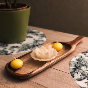 Maison Zoe Serving board made of sheesham wood - food / antipasti board with elongated handle - noble and robust - 100% handmade