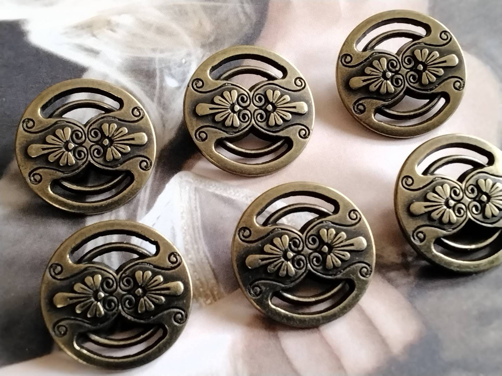 One Package (6 pieces) Vintage Button Covers (K2592) available in 3 sizes