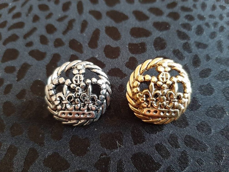 15mm 19mm /& 23mm Italian Suit Crown Buttons in Antique Silver