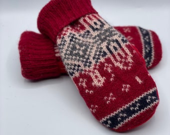 Recycled wool sweater mittens-size medium