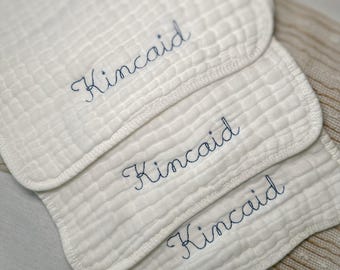 Personalized Muslin Burp Cloths – Custom Embroidered Baby Gift – 100% Cotton – 10x20 in – Newborn Shower Gift – Name Burp Rags