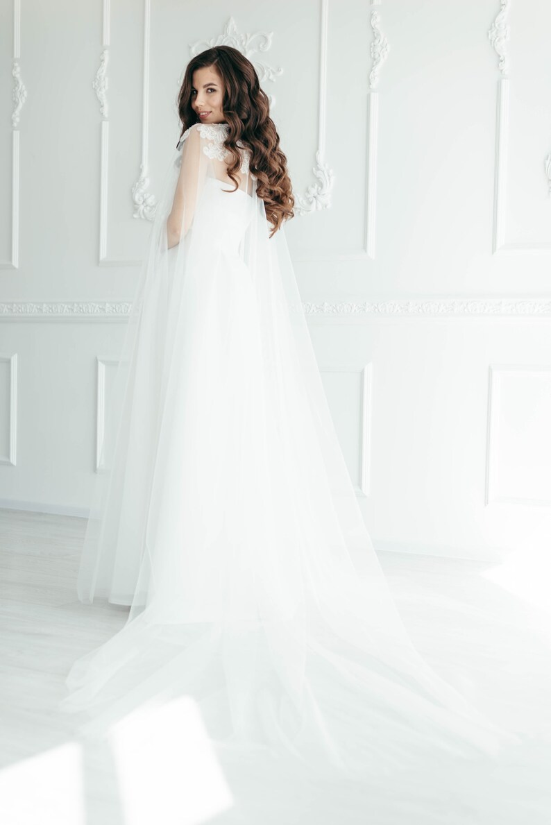 Bridal Cape Bridal Capelet Wedding Cape Wedding Veil Bolero Alternative Veil Lace Cape Lace Veil Long Veil Bridal Shrug Tulle Cape
