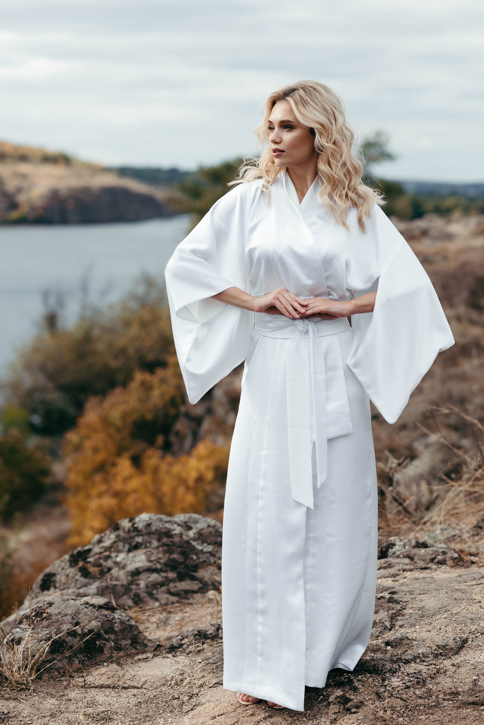 Japanese Kimono Women - Traditional Kimono - Satin Bridal