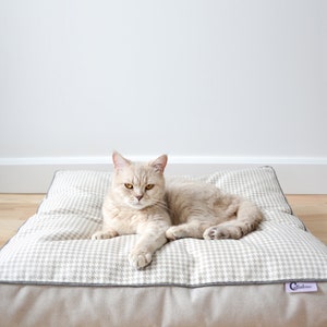 XL cat pillow, Cat bed, Handmade pillow for cats, Cat pillow, Gift for a cat, Cat blanket, Cat sleeping pillow image 4