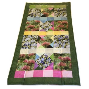 Flowers in the Bush Quilt that folds into a Pillow (Quillow)