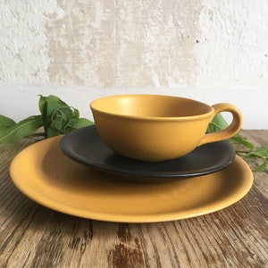 Pair of Art Deco teacup plates vintage