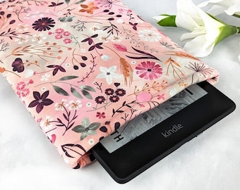 Kindle Paperwhite sleeve with snap - Floral Kindle sleeve - Pink Kindle sleeve - Padded e-reader sleeve - Fall Kindle sleeve - Countryside