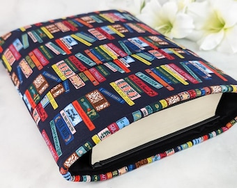 Padded book sleeve - Maxi book sleeve - Book sleeve with pocket - Large book sleeve - Bookshelf