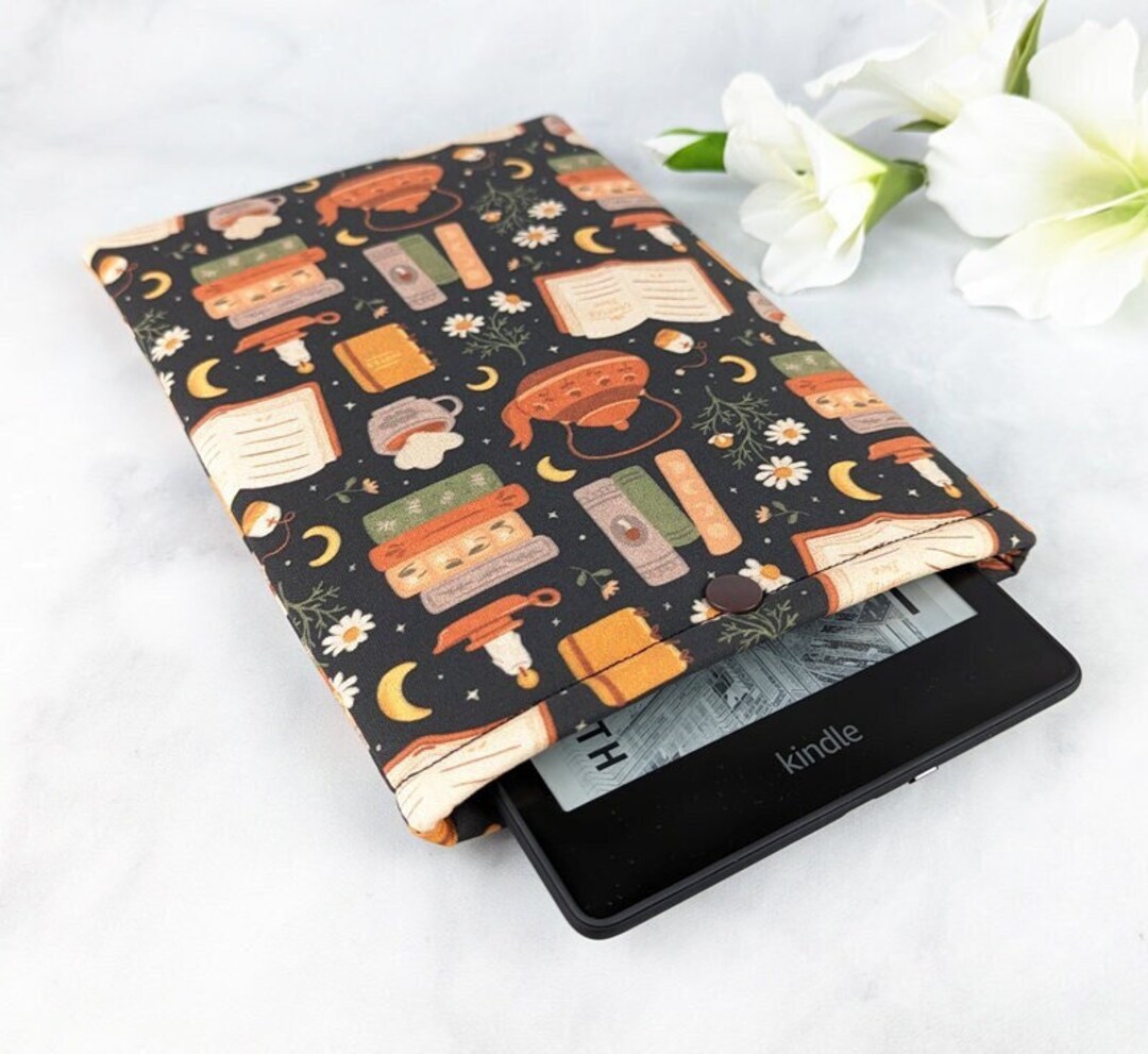 Kindle Paperwhite Sleeve With Snap Cottagecore Kindle Cover Celestial