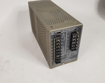 Fuente de alimentación vintage de 5 VCC y 2,2 amperios del analizador lógico HP 1610A 63005C