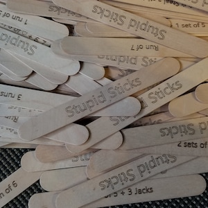 Bâtons de jeu de cartes Bâtons de rami stupides (personnalisables)