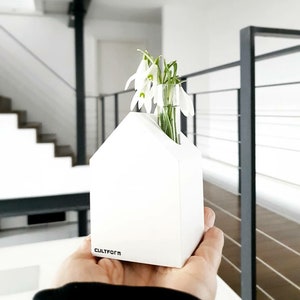 Vase house M