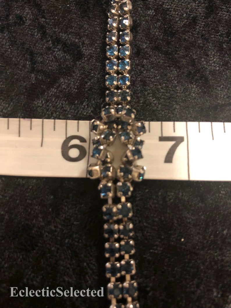 Knotted Blue Rhinestone Sweater Clip