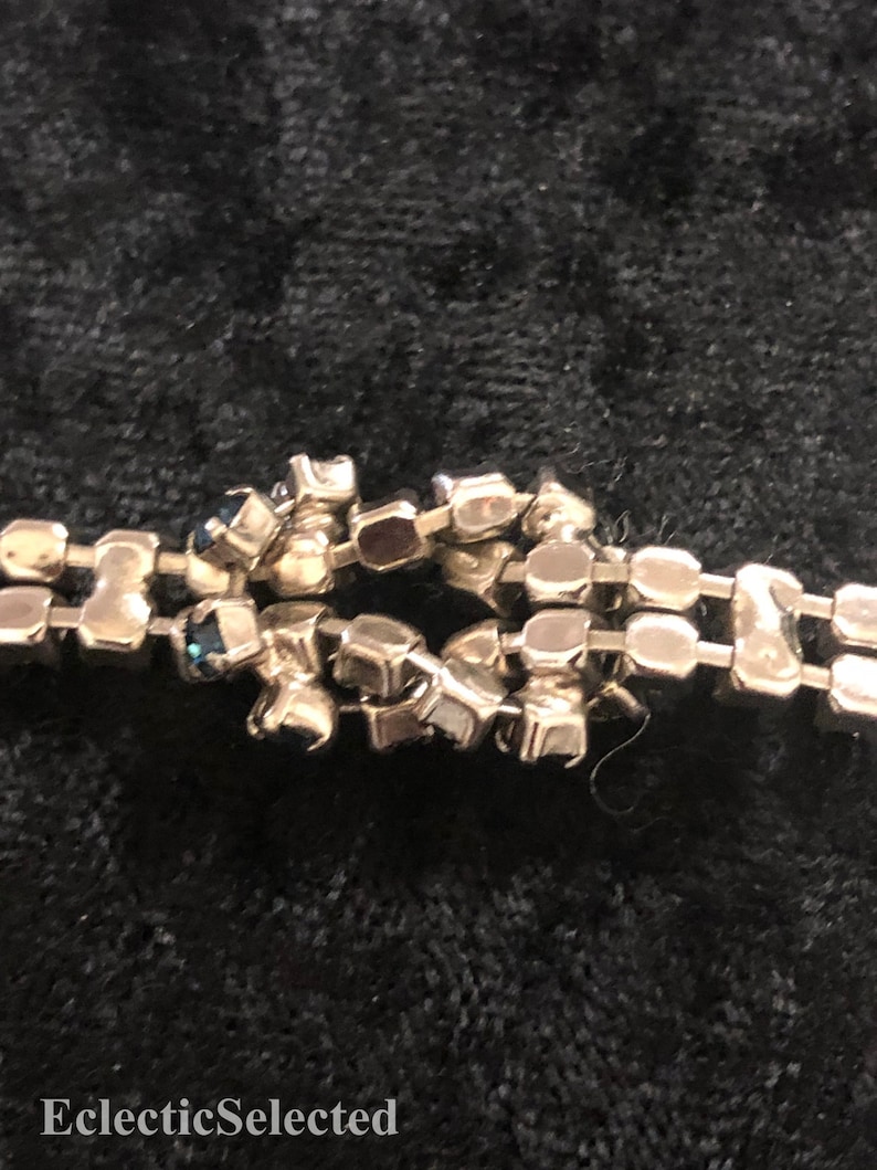 Knotted Blue Rhinestone Sweater Clip