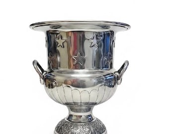 Balde de vinho vintage em tom prateado | Recortes de estrelas, base pedestal, estilo Hollywood Regency
