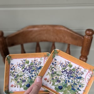 Vintage Atelier Michele Trumel Melamin botanische Tabletts