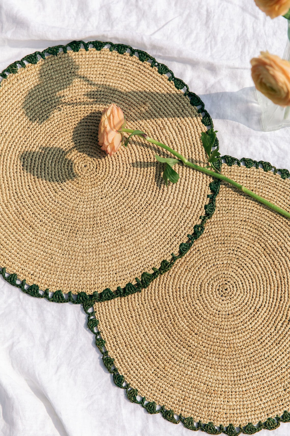 Aura Green Edge Placemat Handmade Raffia Round Rustic Boho Dining Mat ...