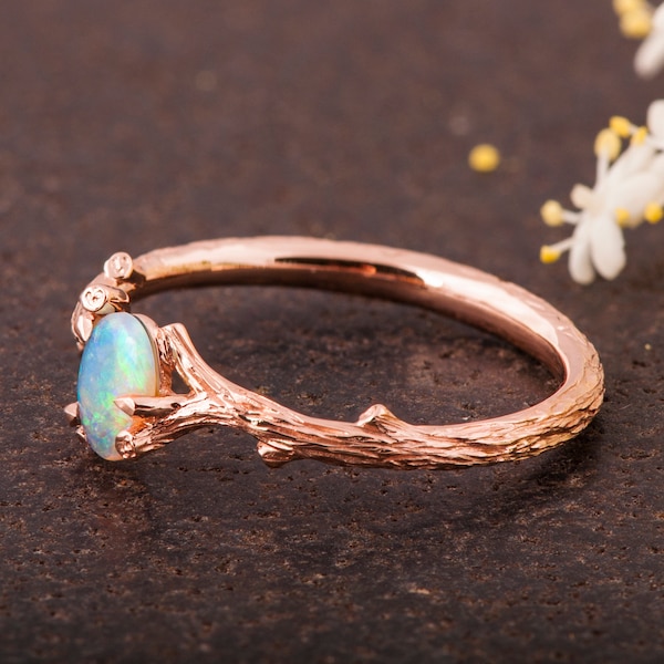 Opal Zweig Ring
