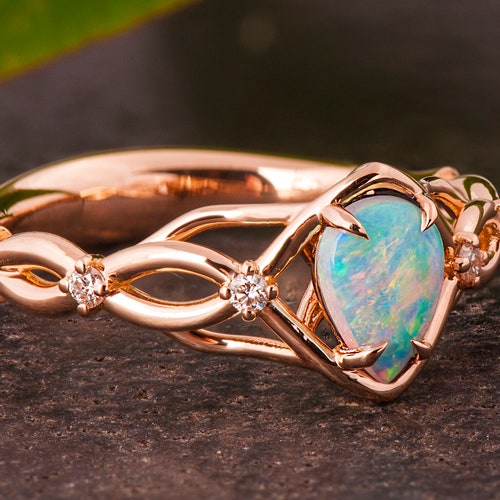 Selene Australian Opal Engagement Ring Crescent Moon Goddess - Etsy