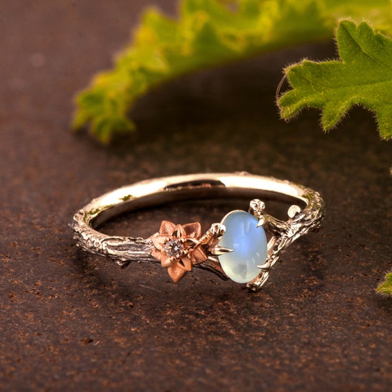 Moonstone flower ring deals