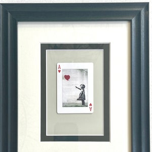 Banksy * Mädchen mit Ballon (2002) * gerahmtes Spielkartengeschenk