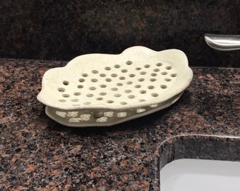 Ceramic soap dish and tray with white semi matte glaze slightly tan at some edges and brown specks - Soap saver - hand made - Ready to ship