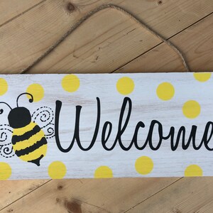 Bee Welcome Sign, PrimDaisy Creations, Bee Decor, Wreath Sign, Bee Door Hanger, Welcome Sign, Welcome Door Hanger, Bee Wall Sign, Summer