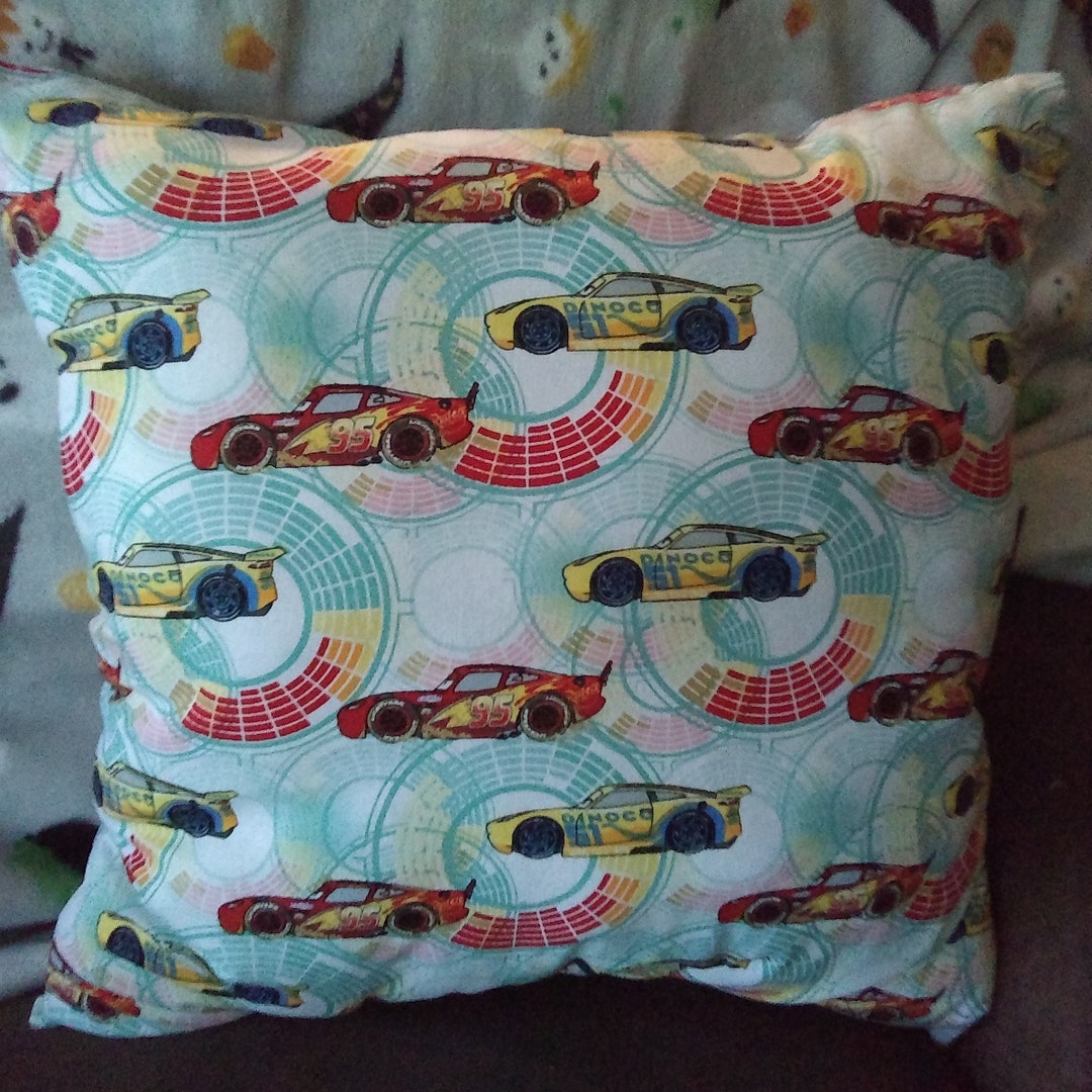CARS THROW PILLOW Complete, Home Decor, Kids, Preschool, Nursery, Play