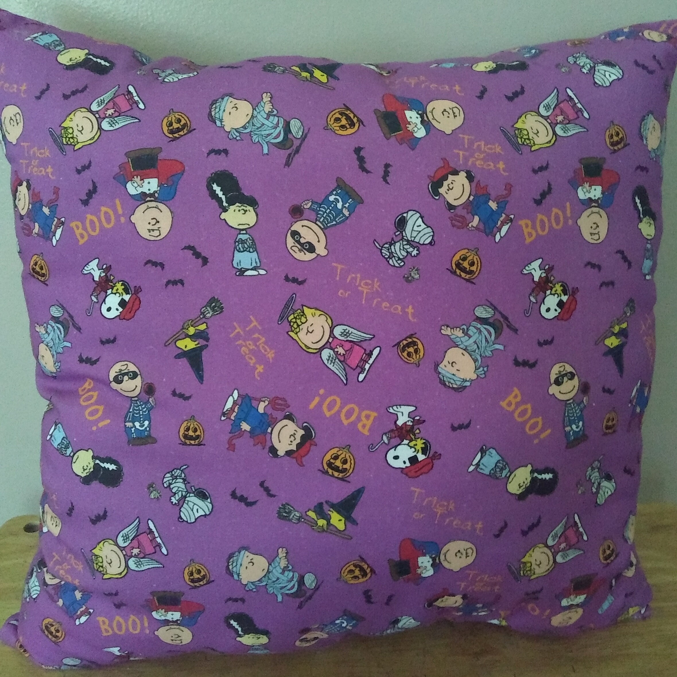PEANUTS HALLOWEEN Pillows Complete 16x16 Home Decor Etsy