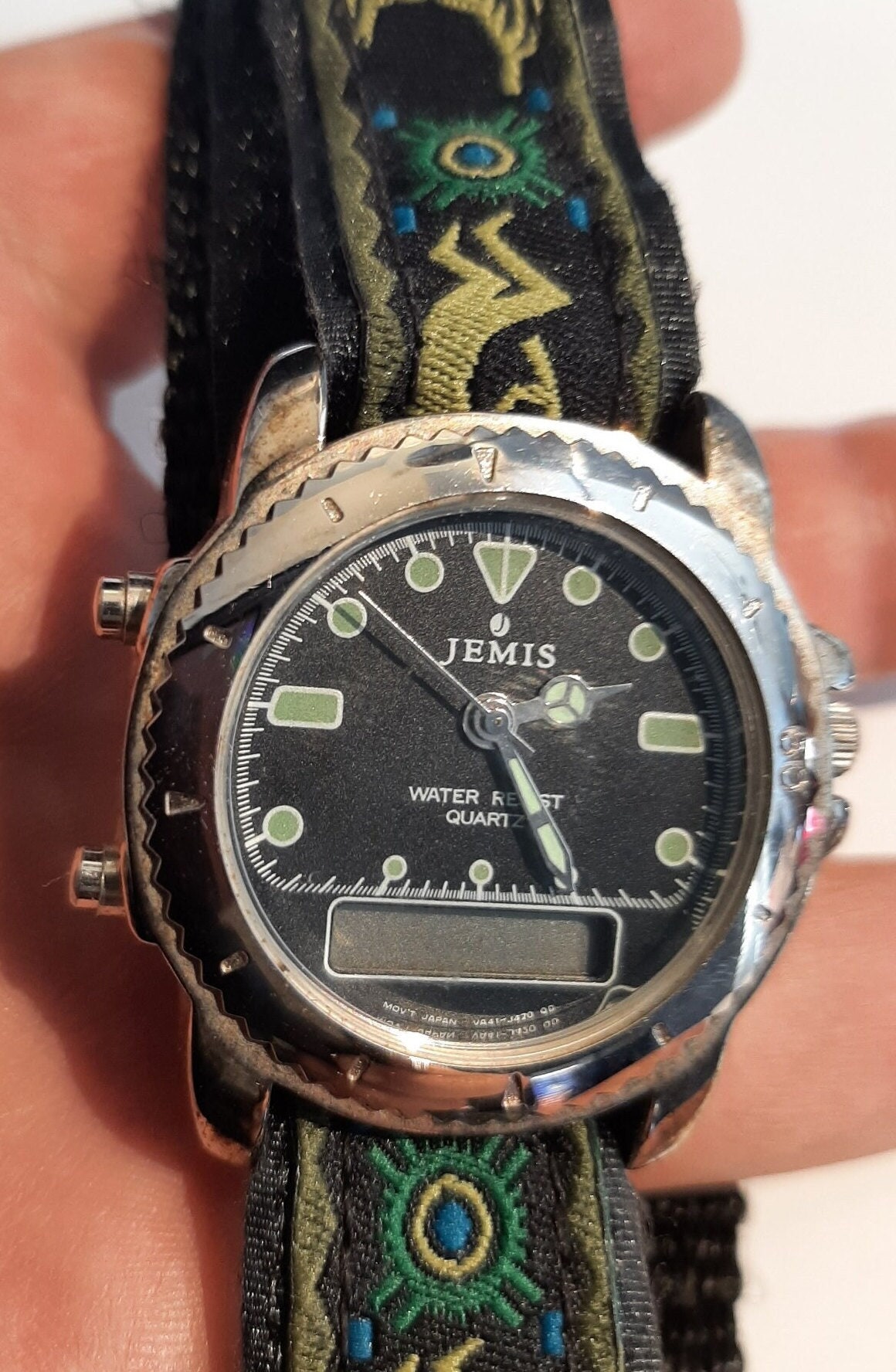 Jemis watch deals price