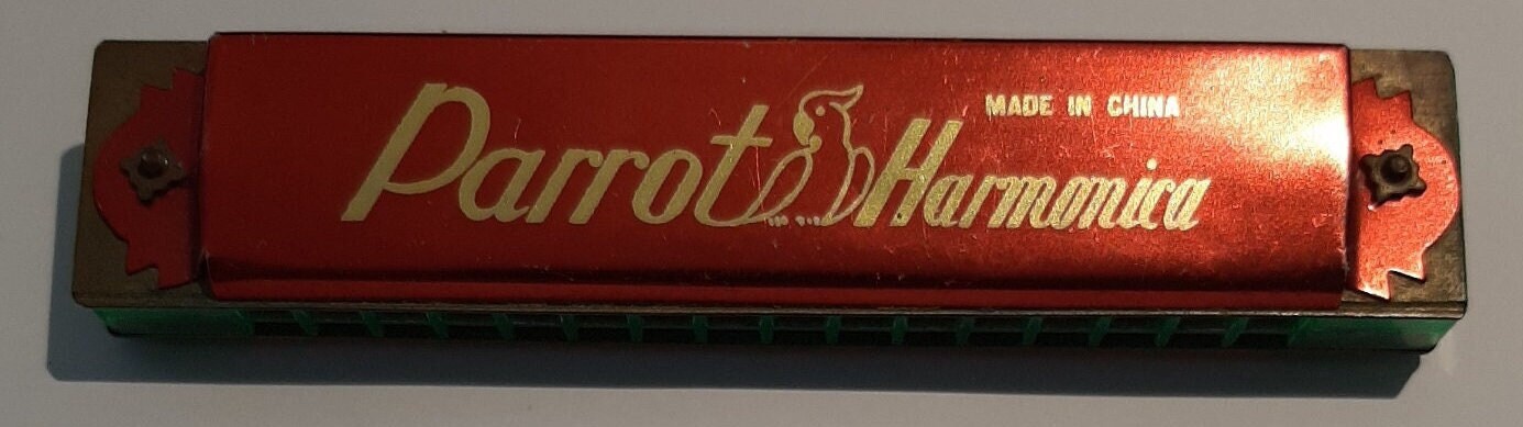 Harmonica parrot online