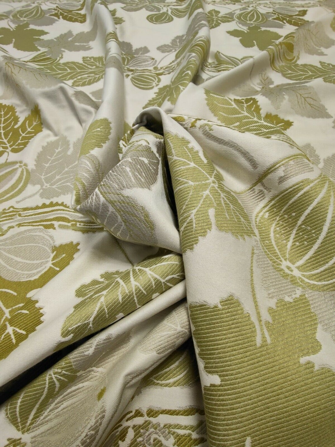 Zoffany Fig Tree Frangipani Curtain/Upholstery Fabric Per Etsy
