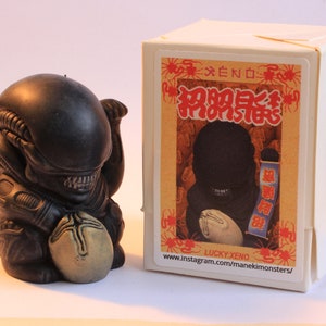 Maneki Monsters Mini (60mm):  Lucky Xeno (Painted) - Lucky Cat Maneki Neko Waving Cat Alien Giger Facehugger