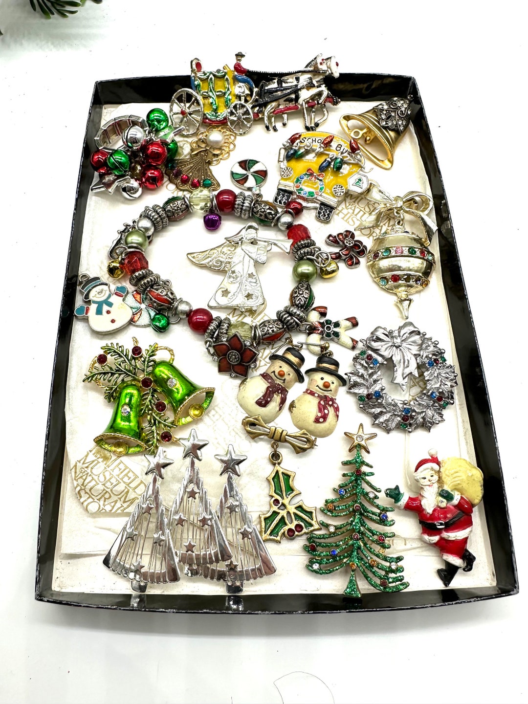 Vintage Modern Christmas Craft Jewelry Pins Beads Charms Embellishments Findings Lot Repurpose