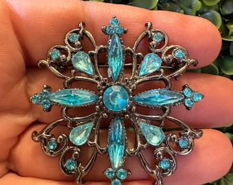 Broche de bijoux vintage Belle épingle à strass bleue