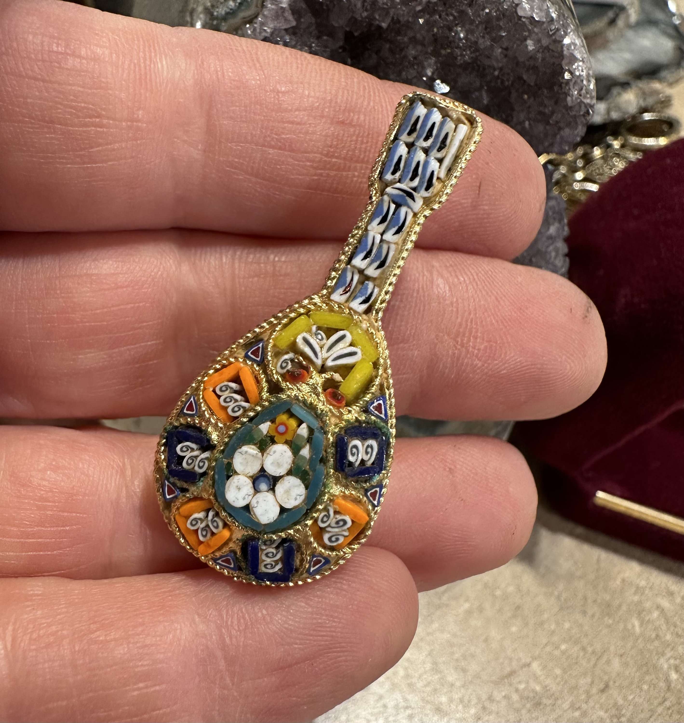 Broche Vintage Guitare Et Micro - Bijou Ancien Mosaïque - Référence N645 - Occasion