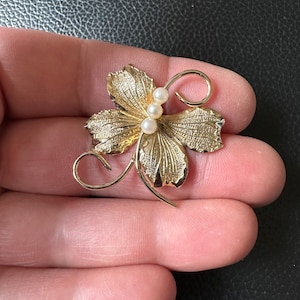 Vintage 12k Gold Filled Brooch: Pearl Floral Pin