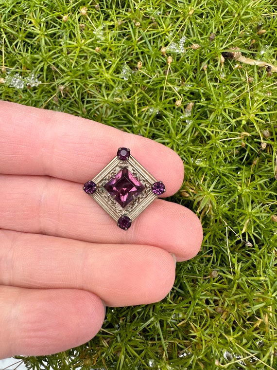 Vintage Jewelry Brooch Beautiful Purple Rhineston… - image 1