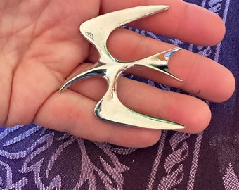 Vintage Jewelry Brooch Beautiful Signed Sarah Coventry MCM Bird Silver Tone Pin