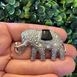 Broche Ancienne Unique En Forme D'éléphant - Or, Argent, Améthyste Et Citrine - Occasion