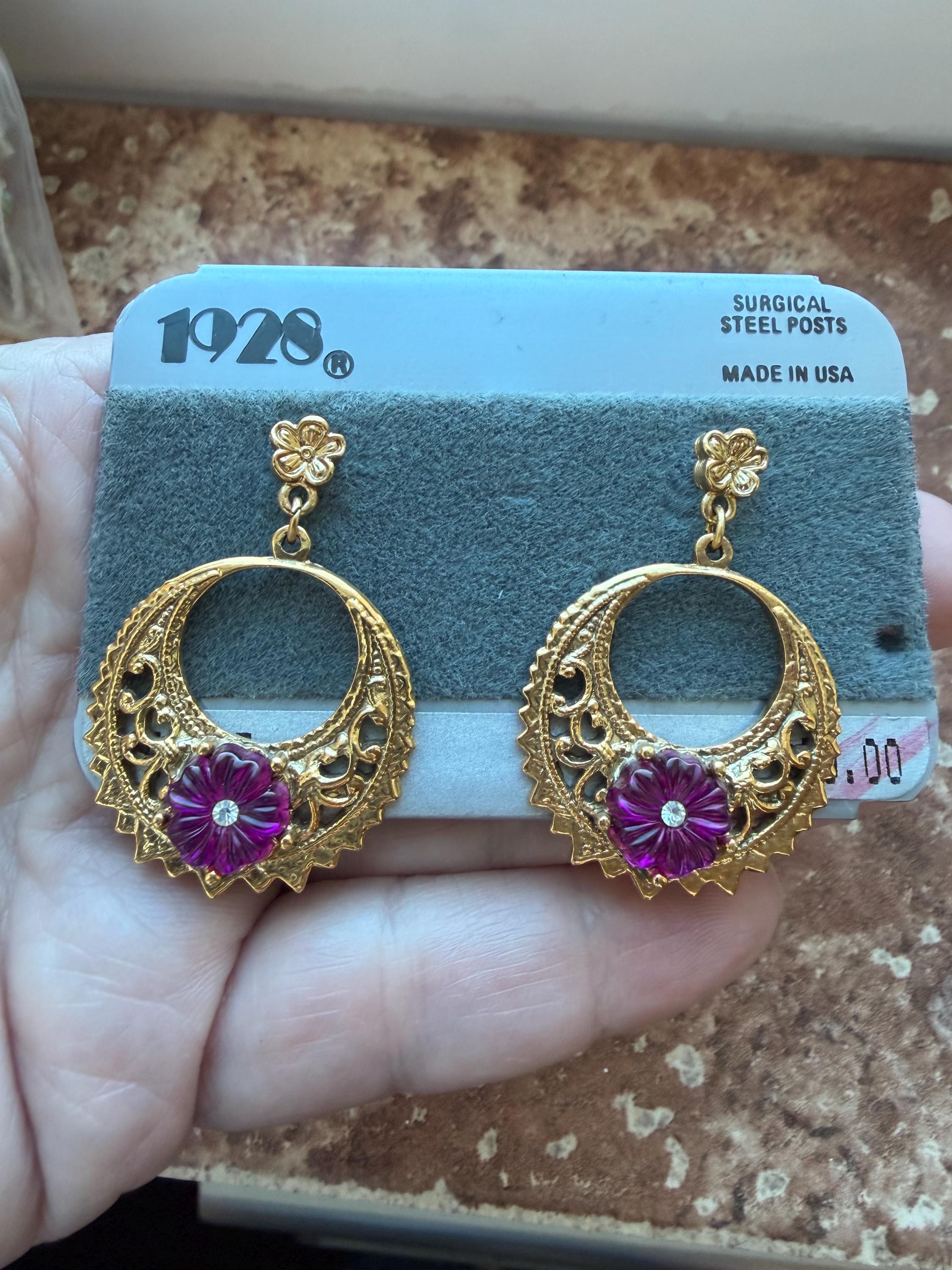 Vintage 1928 Earring - Etsy