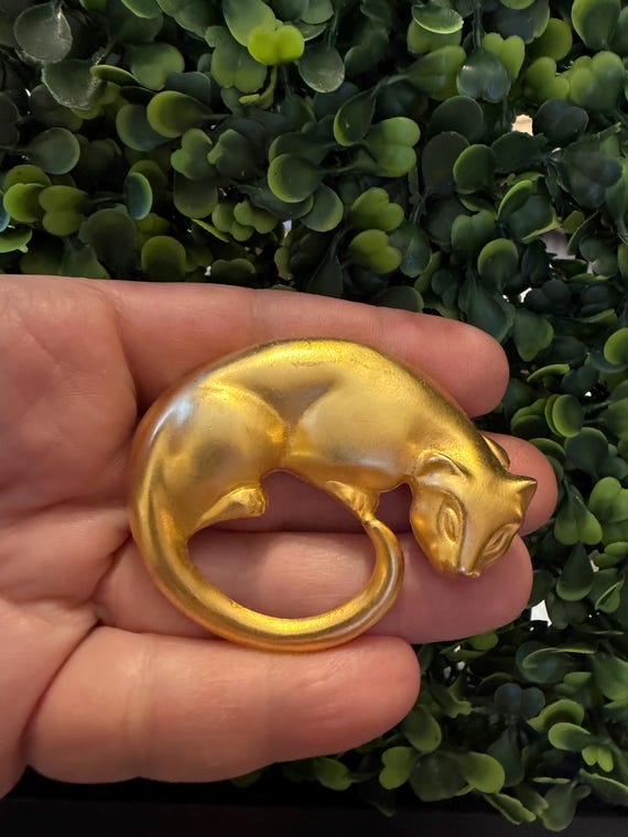 Vintage Jewelry Brooch Beautiful Siamese Cat Pin