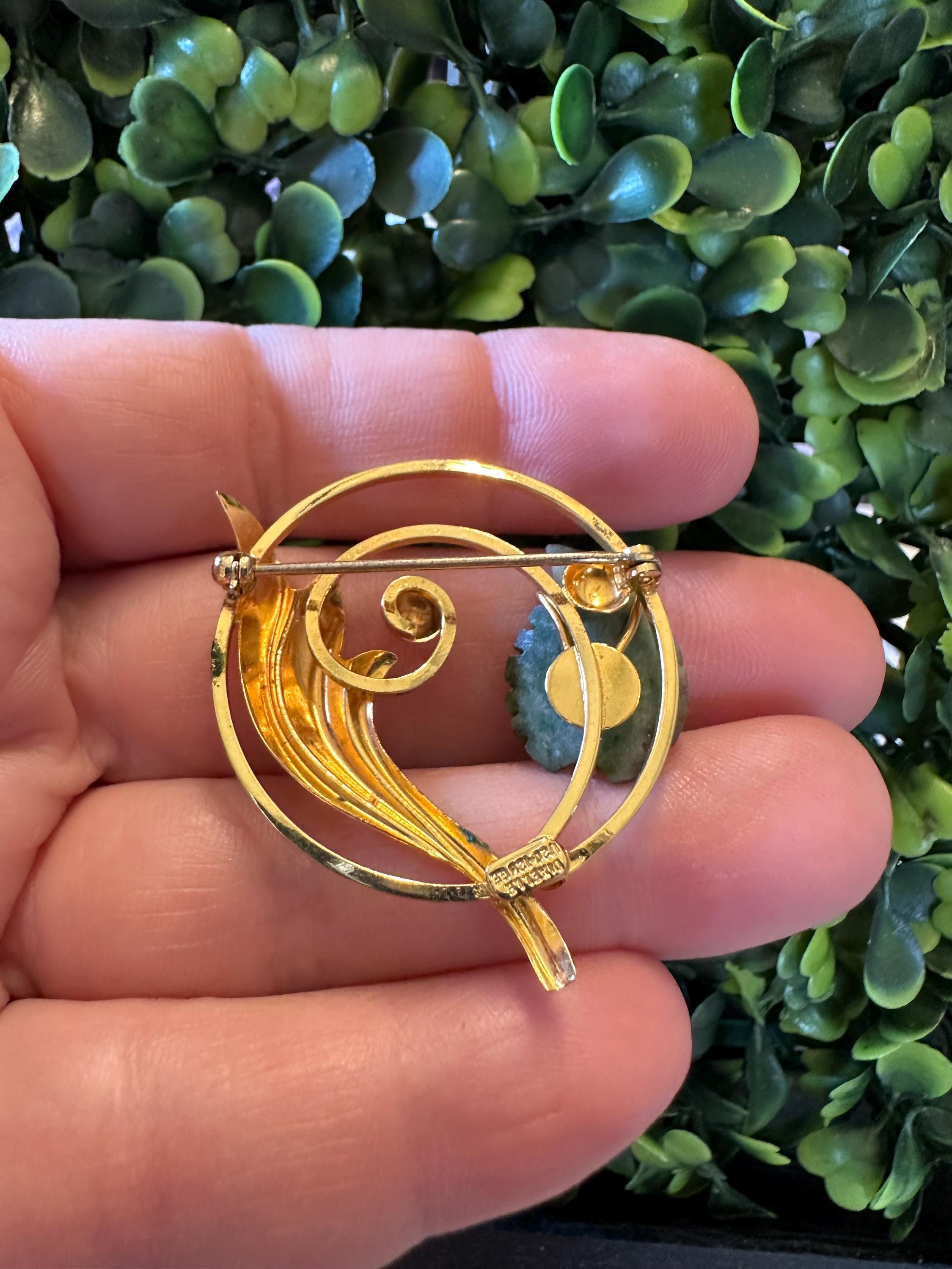 Vintage Jewelry Brooch Signed Dixelle 12k Gold Filled Jade Leaf
