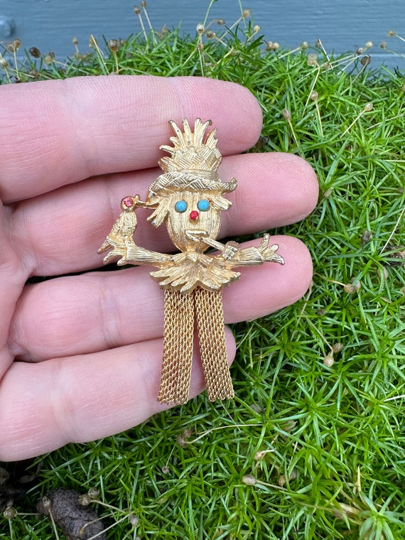 Vintage Jewelry Brooch Beautiful Scarecrow Rhinest